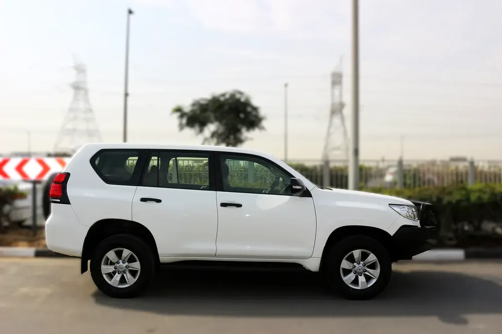 TOYOTA PRADO DIESEL 2018 MANUAL GEAR - Image 5