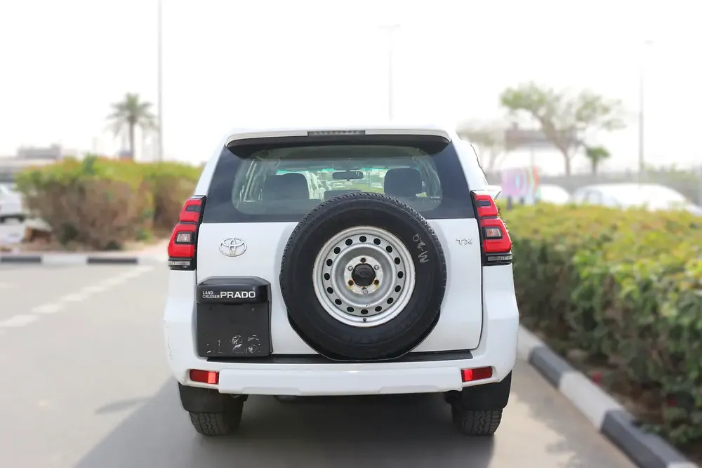 TOYOTA PRADO DIESEL 2018 MANUAL GEAR - Image 6