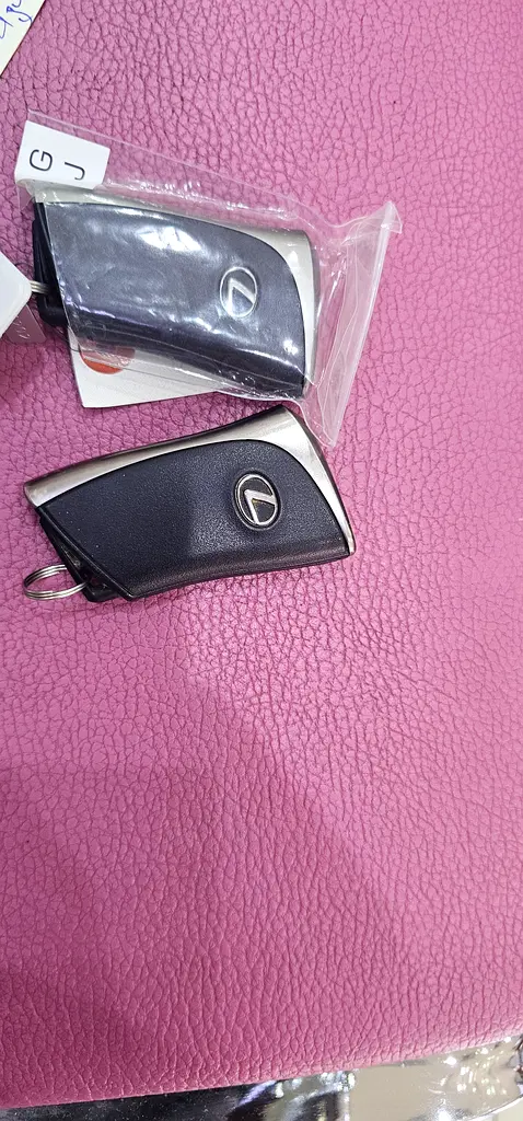 Gx460 platinum gcc singel owner - Image 15