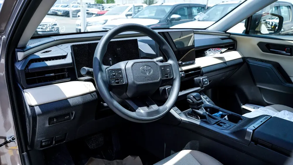 Toyota Rav 4 XLE 2026 - GCC Specs - Brand New! - Image 13