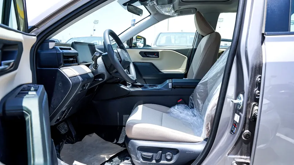 Toyota Rav 4 XLE 2026 - GCC Specs - Brand New! - Image 15