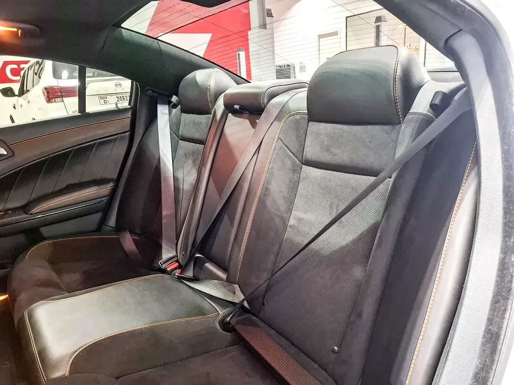 AED 1398/month | 2022 Dodge Charger  | GCC Specs | Ref#460810 - Image 12