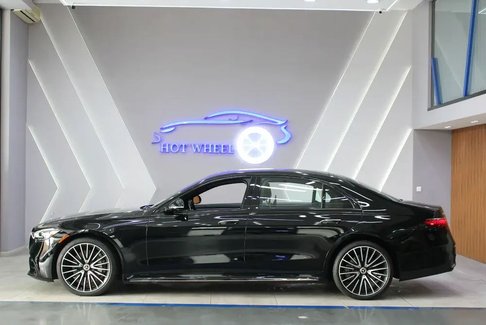 2024 - Mercedes-Benz S580 V8 with warranty for 444,000.00 AED - Image 6