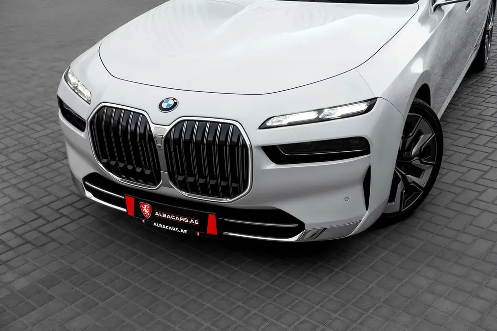 5,190 P.M |  735i | History | 0% Downpayment | BMW SERVICE HISTORY | UNDER WARRANTY! - Image 7