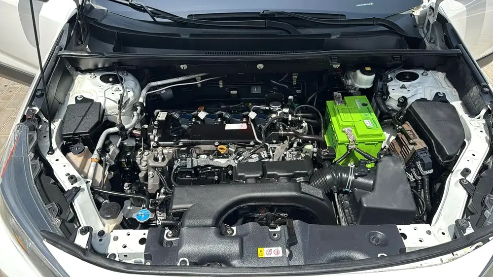 Toyota Rav 4 LE 2019 - Image 9