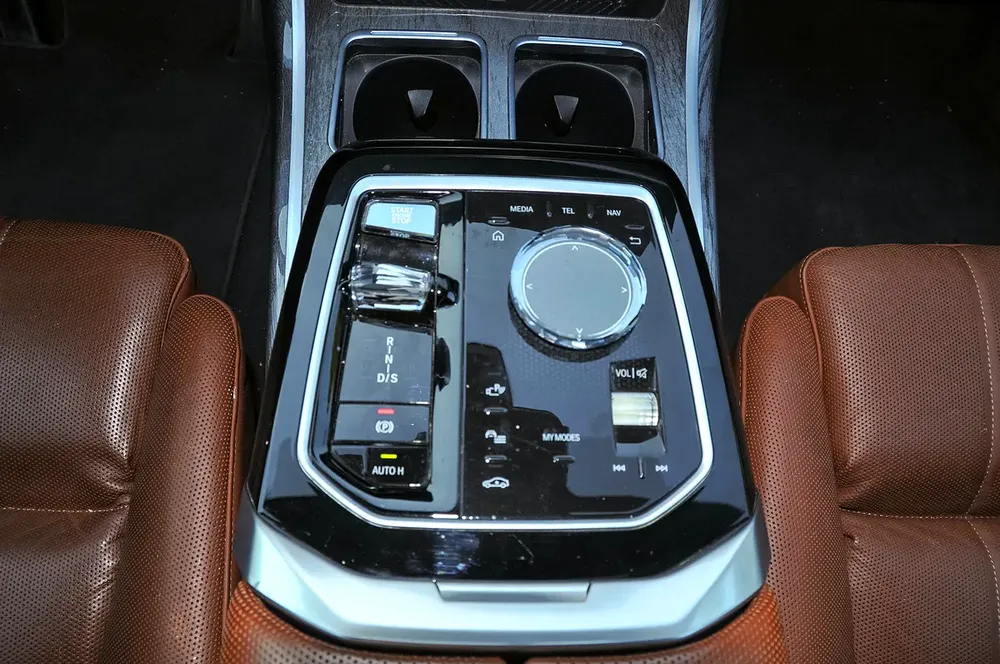 BMW 7-Series 735i | 2024 | GCC Specs | AGMC Warranty - Image 15