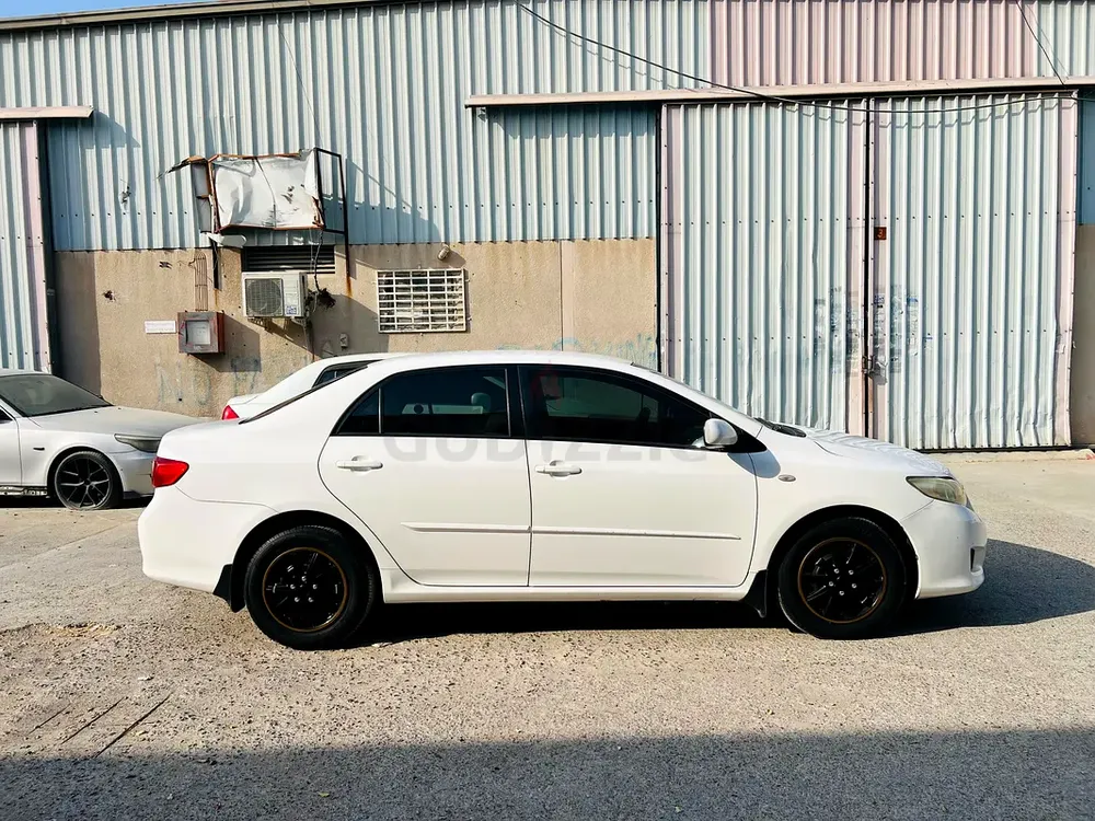 Toyota Corolla 2010 | Single Owner | Excellent Condition - Image 6