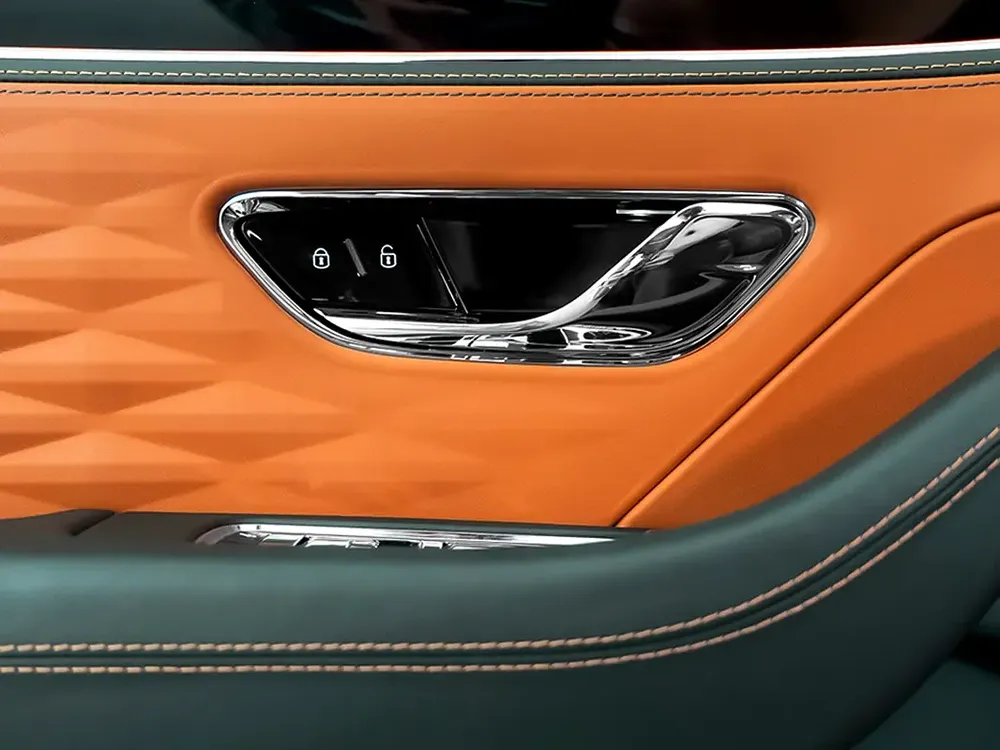 14,200 AED / 60 months | 20% DP | 2023 Bentley Flying Spur V8 / Bentley Warranty and Service Contrac - Image 12