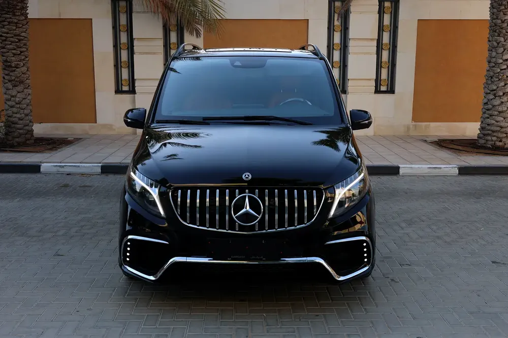 Mercedes-Benz V-Class V 250 2024 - GCC Specs - Brand New - Image 8