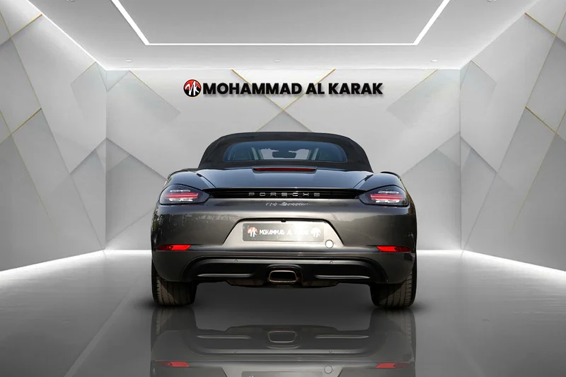 PORSCHE 718 SPYDER 2019 - GCC - FULLY LOADED AMAZING CONDITION - Image 4