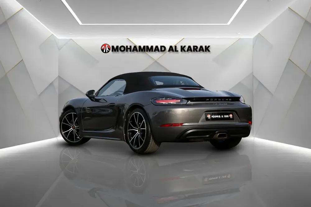 PORSCHE 718 SPYDER 2019 - GCC - FULLY LOADED AMAZING CONDITION - Image 6