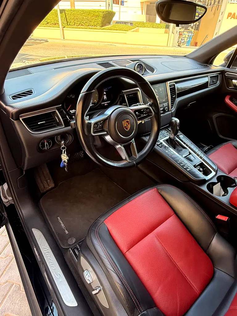 Porsche Macan S 2017 | GCC Specs | Low Mileage | Well Maintained - Image 5