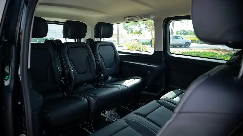 2025 Mercedes-Benz V300 Extra Long (6 + 2 Seating) 2.0L 4-Cyl Petrol A/T RWD 4x2 Export Only - Image 15