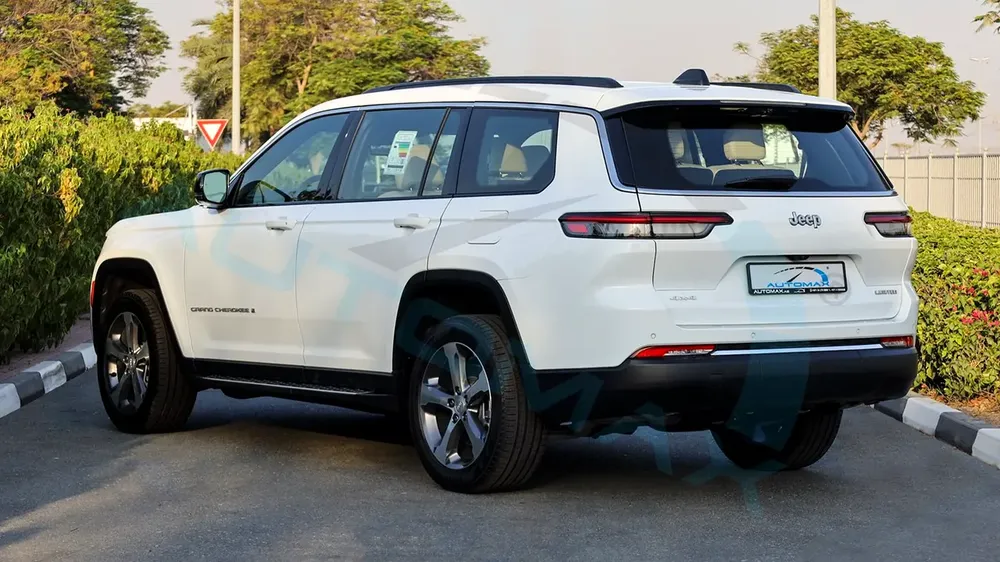 2025 Jeep Grand Cherokee L Limited Plus Luxury V6 3.6L 4X4 GCC 0Km With 3 Years Warranty Or 60k km - Image 5