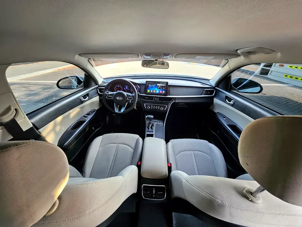 2020 Kia Optima MID With Navigation And Pedal Shifters Prestine Condition Low KM Family Sedan - Image 11
