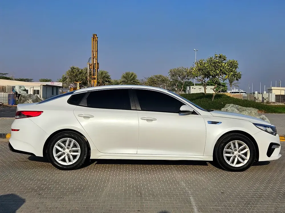 2020 Kia Optima MID With Navigation And Pedal Shifters Prestine Condition Low KM Family Sedan - Image 18