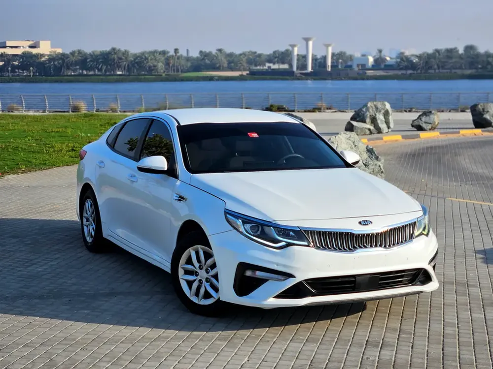 2020 Kia Optima MID With Navigation And Pedal Shifters Prestine Condition Low KM Family Sedan - Image 4