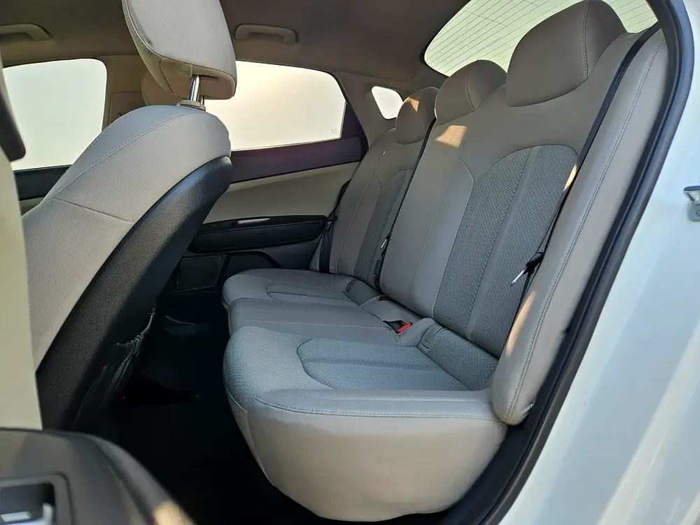 2020 Kia Optima MID With Navigation And Pedal Shifters Prestine Condition Low KM Family Sedan - Image 9