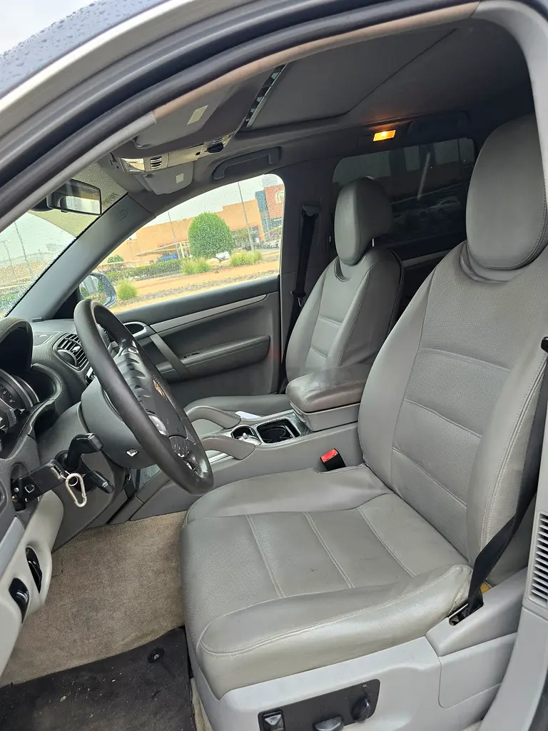 Porsche cayenne  4.8 s - Image 8