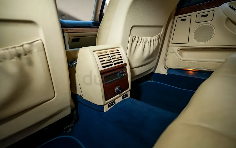 BMW 728Li 2001 GCC Specs - Image 10