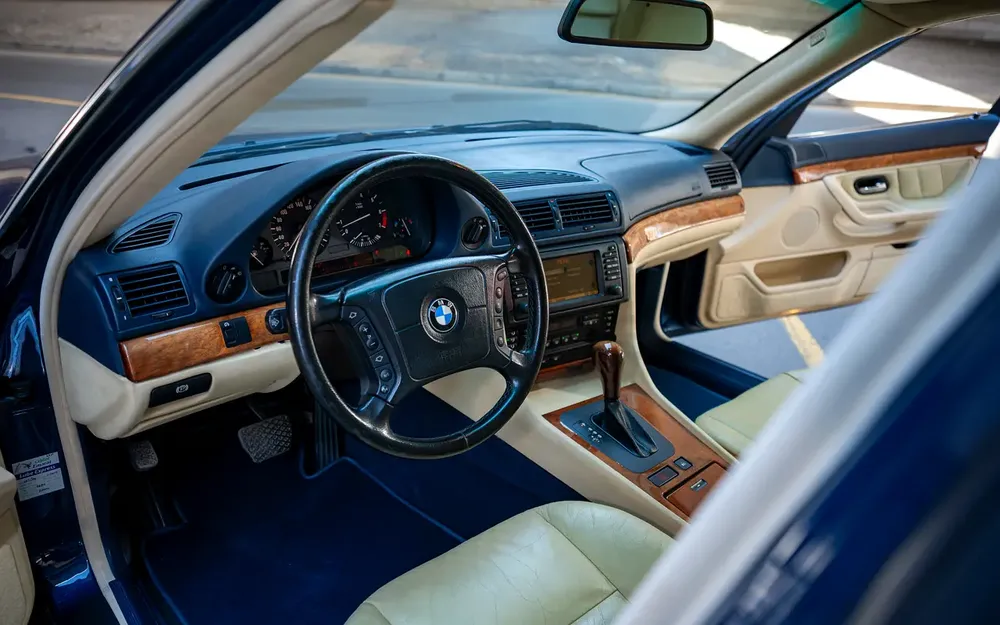 BMW 728Li 2001 GCC Specs - Image 6