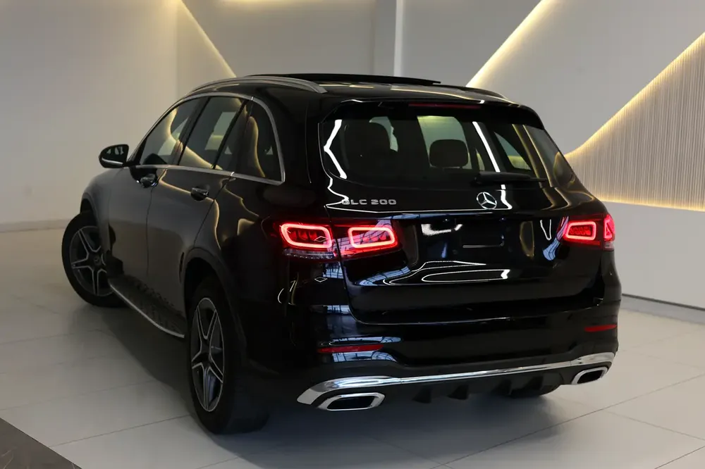 GLC200 AMG - GCC SPECS - UNDER WARRANTY UNTIL  MAY 2026 - FULL SERVICE HISTORY FROM - ACCIDENT FREE - Image 5