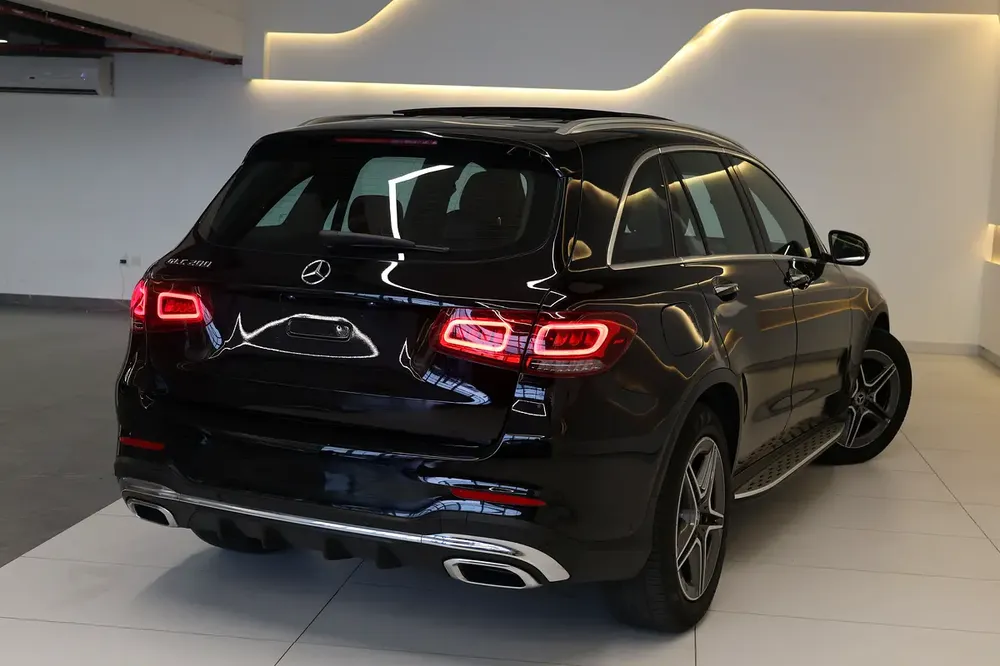 GLC200 AMG - GCC SPECS - UNDER WARRANTY UNTIL  MAY 2026 - FULL SERVICE HISTORY FROM - ACCIDENT FREE - Image 6