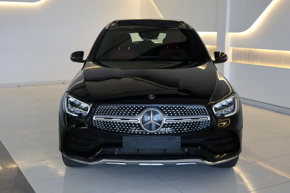 GLC200 AMG - GCC SPECS - UNDER WARRANTY UNTIL  MAY 2026 - FULL SERVICE HISTORY FROM - ACCIDENT FREE - Image 7