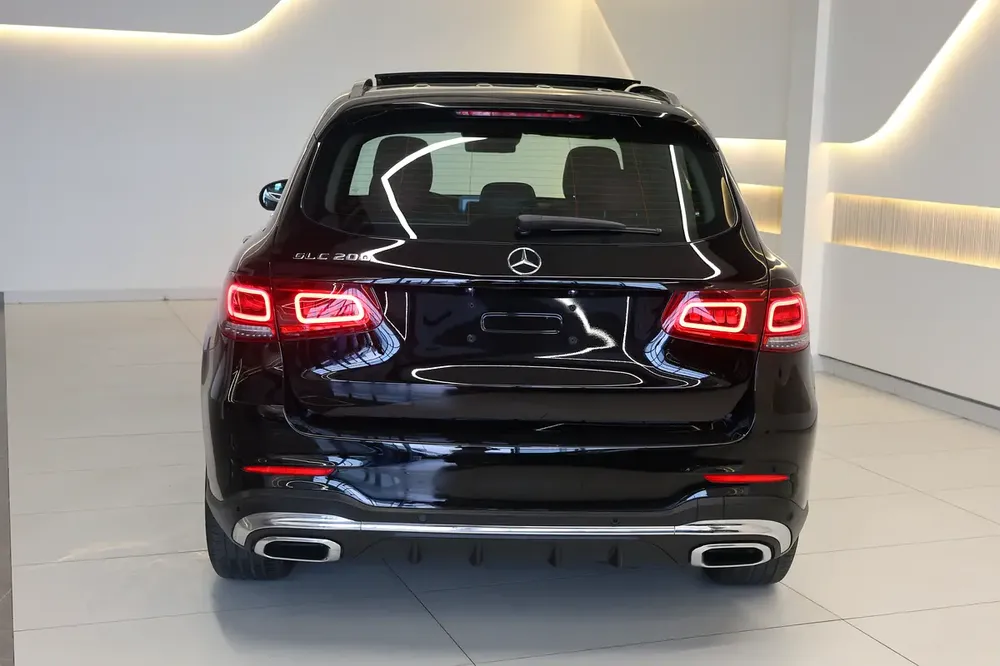 GLC200 AMG - GCC SPECS - UNDER WARRANTY UNTIL  MAY 2026 - FULL SERVICE HISTORY FROM - ACCIDENT FREE - Image 8