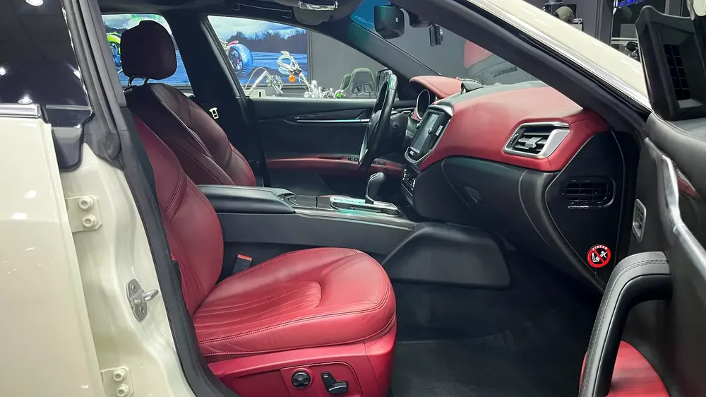 Maserati Ghibli 2015 Base | GCC Specs | Pristine Condition - Image 13