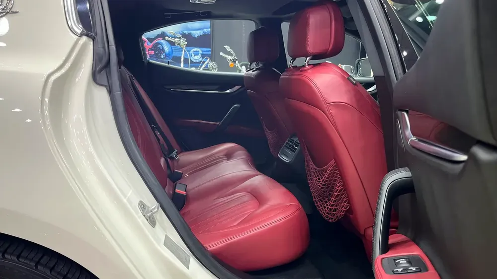 Maserati Ghibli 2015 Base | GCC Specs | Pristine Condition - Image 14