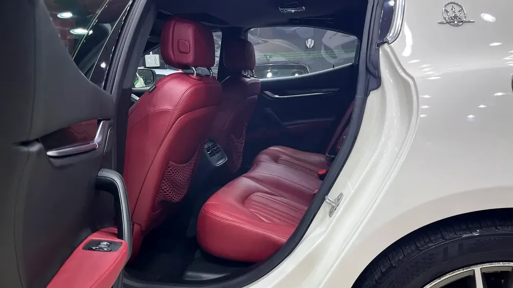 Maserati Ghibli 2015 Base | GCC Specs | Pristine Condition - Image 15