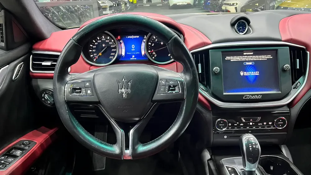 Maserati Ghibli 2015 Base | GCC Specs | Pristine Condition - Image 18