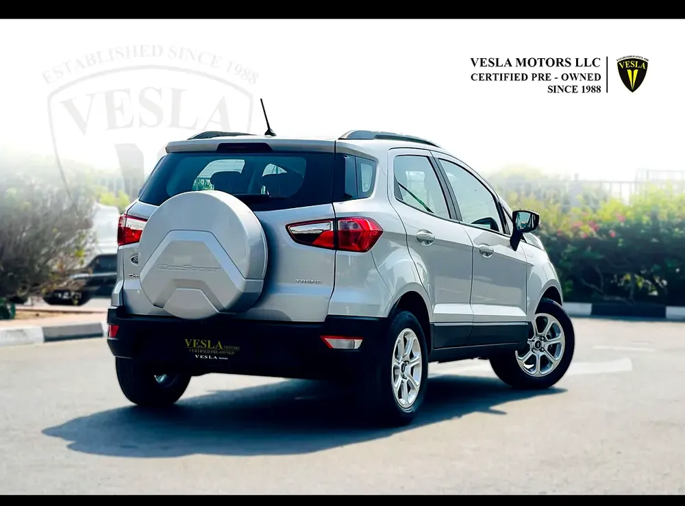 UNLIMITED MILEAGE WARRANTY / TREND + CRUISE CONTROL + NAVIGATION + CAMERA + ALLOY WHEELS + CAR PLAY - Image 7