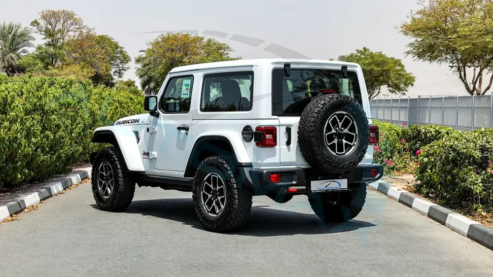 ( 5 Years Warranty + 3 Years Service ) 2025 Jeep Wrangler Rubicon 2.0L Turbo 4x4 GCC 0Km - Image 5