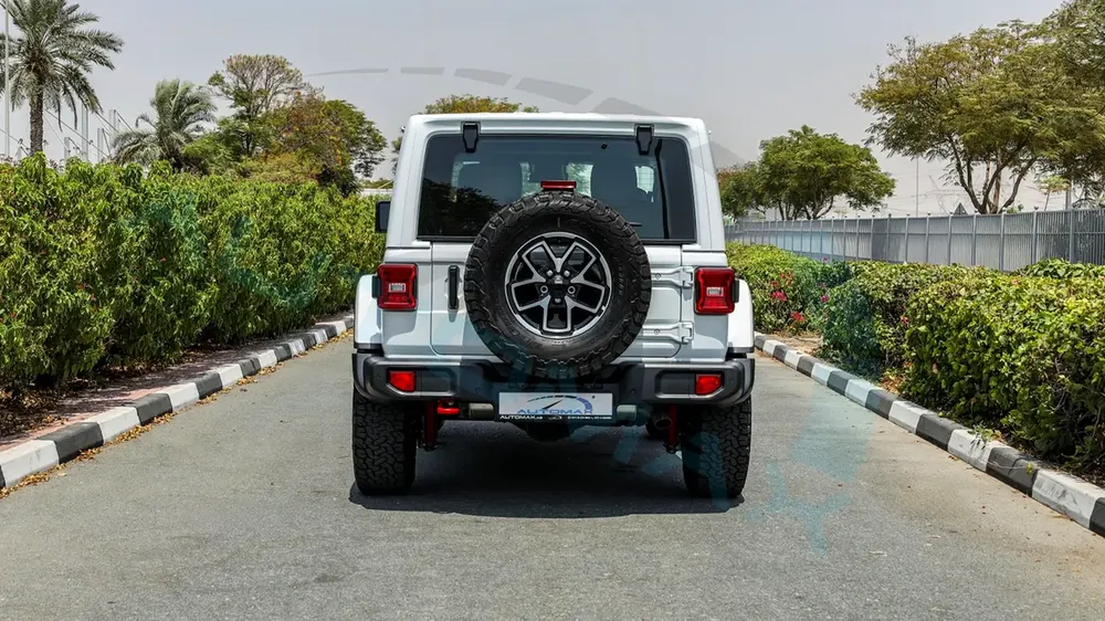 ( 5 Years Warranty + 3 Years Service ) 2025 Jeep Wrangler Rubicon 2.0L Turbo 4x4 GCC 0Km - Image 6