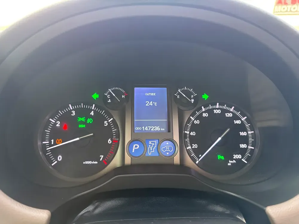 2017 LEXUS GX460 FULL OPTION 4x4 V8/4.6L GCC SPEC - Image 13