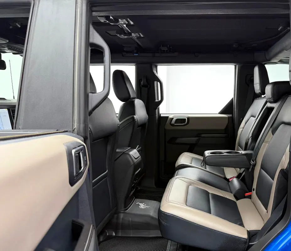 2024 Ford Bronco Wildtrak, 2029 Ford Warranty + Service Pack, Very Low Km, Fully Loaded, GCC - Image 17