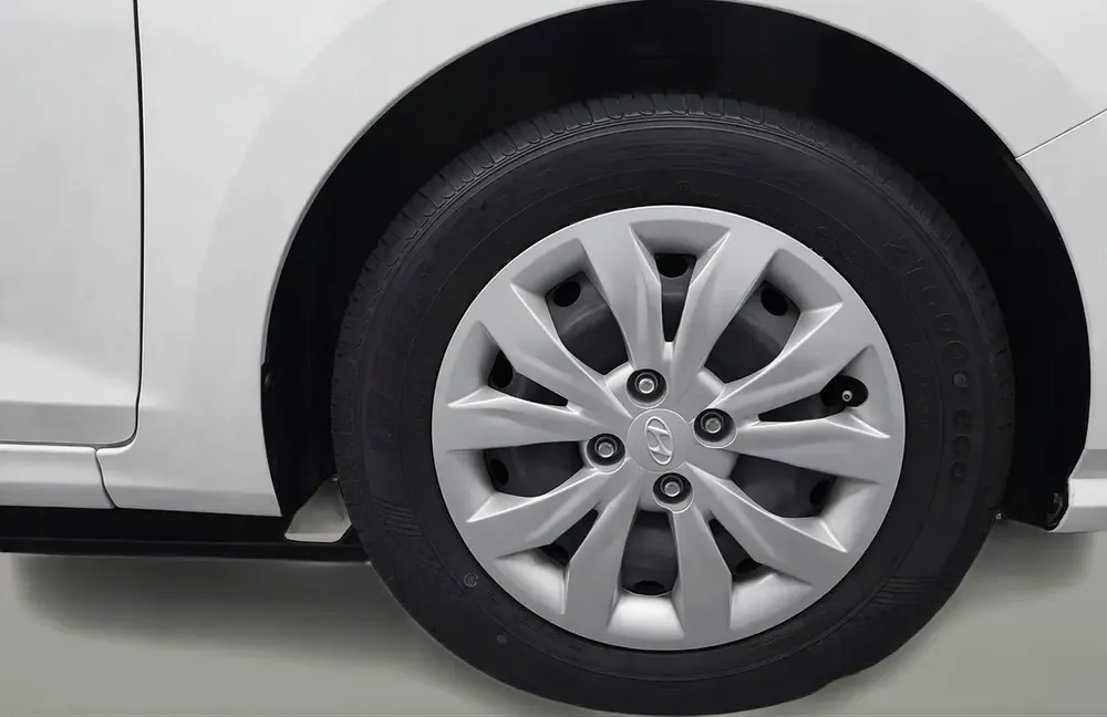 AED 564/m | 0 DP | Free 3 Months Warranty | Service History | 30 Day Return | HYUNDAI ACCENT 2023 - Image 12