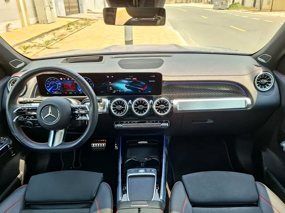 AED 2568/month | 2025 Mercedes-Benz EQE  | GCC Specs | Ref#472801 - Image 9