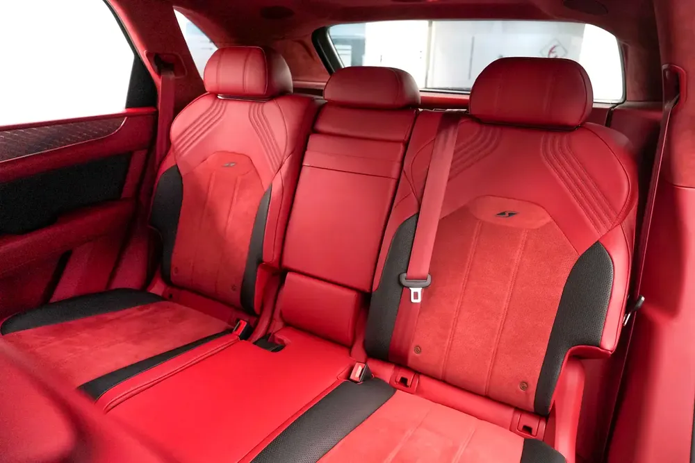 2022 BENTLEY BENTAYGA S / GCC / LOW MILEAGE / DEALER WARRANTY AND SERVICE - Image 14