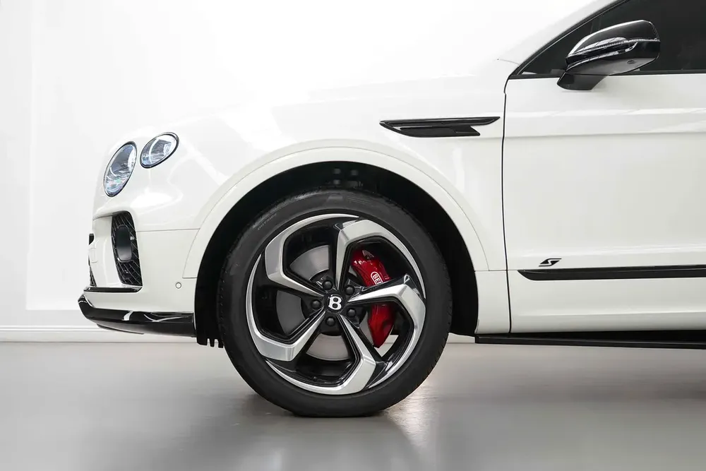 2022 BENTLEY BENTAYGA S / GCC / LOW MILEAGE / DEALER WARRANTY AND SERVICE - Image 6