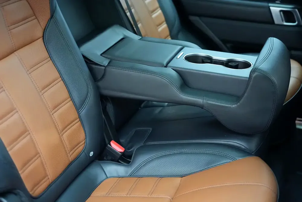 Range Rover HSE 2016 | Agency History - Image 14