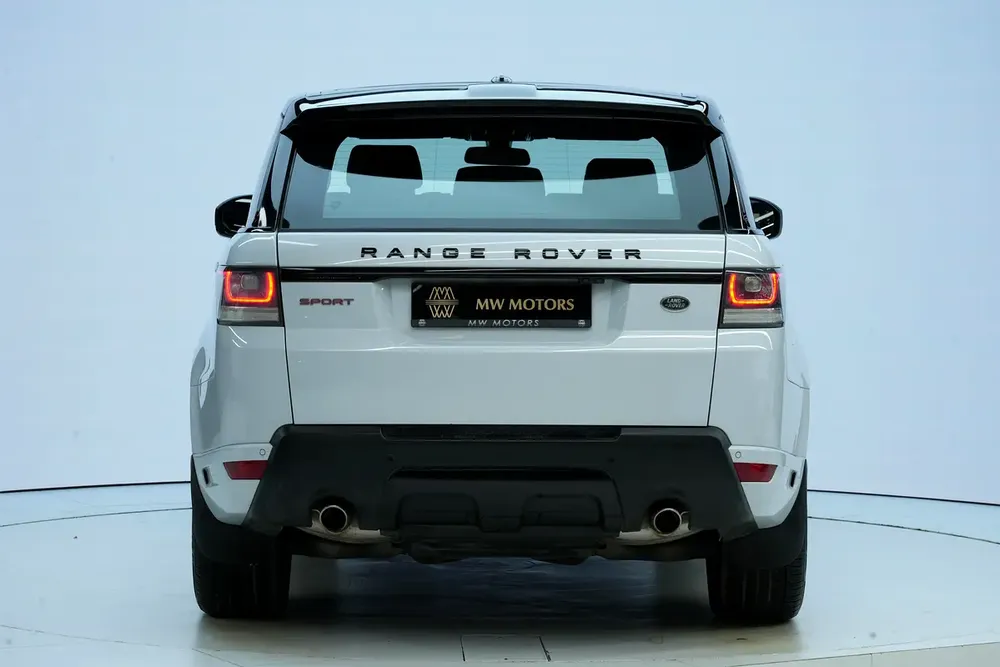 Range Rover HSE 2016 | Agency History - Image 5