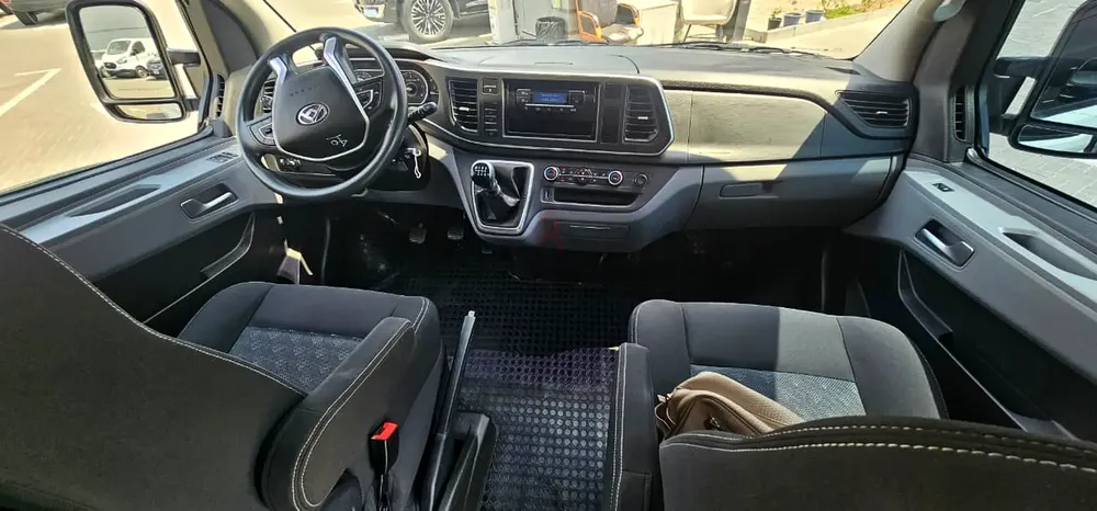 Brand New Maxus V80 2025 Standard | GCC Specs | Reliable Commercial Van - Image 9
