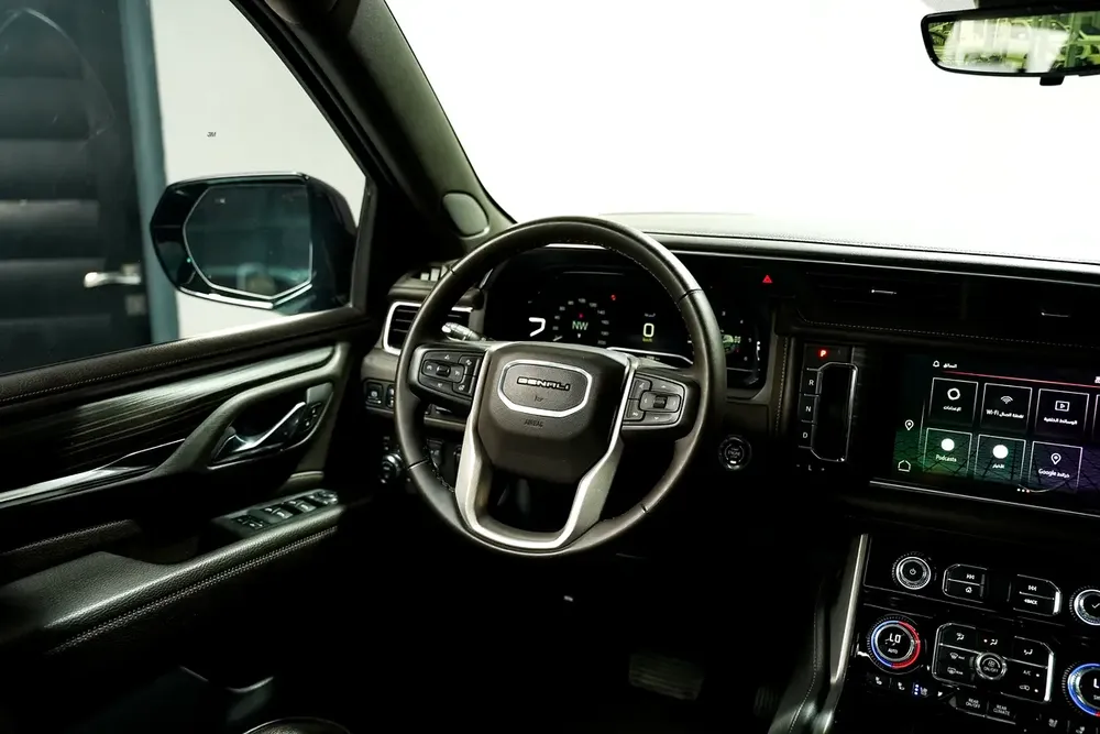 GMC Yukon Denali 2024 - GCC Specs - Brand New - Image 11