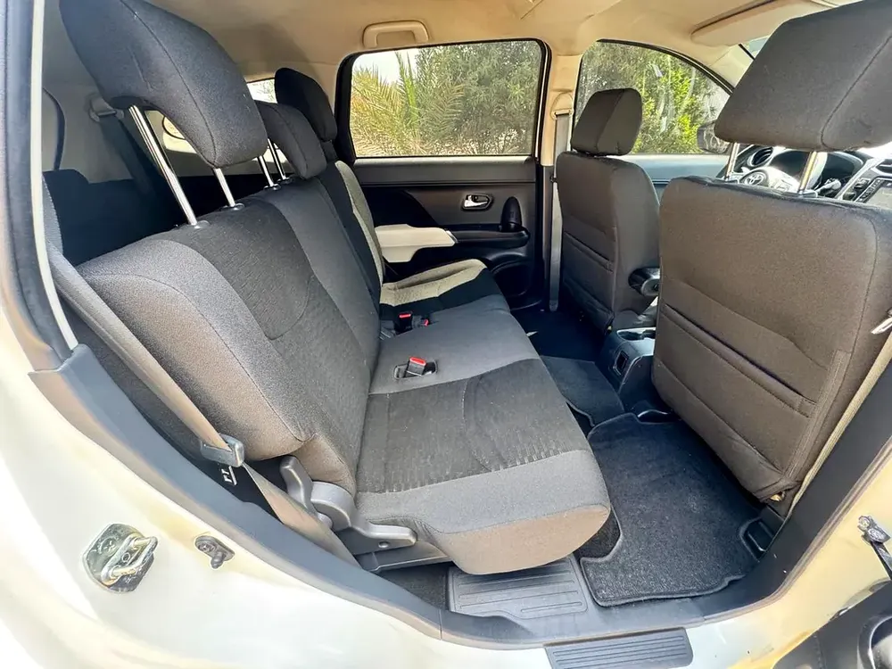 775-Monthly l GCC l 1.5L, Camera, GPS l Accident Free - Image 11