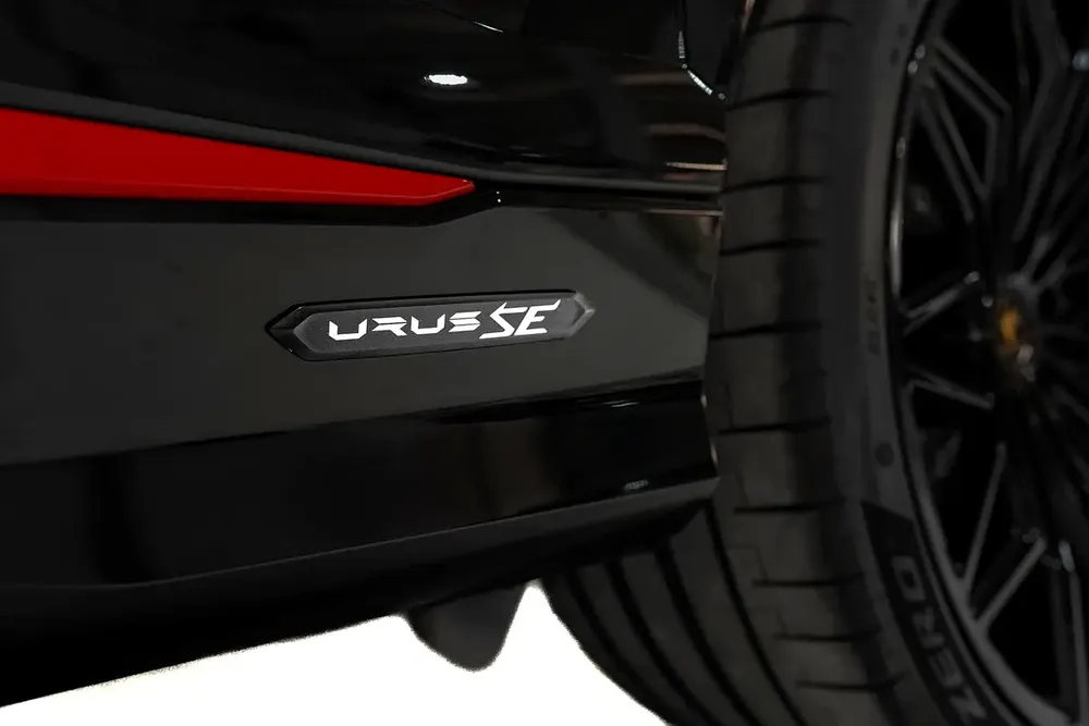 2025 URUS SE HYBRID | STYLE PACKAGE | NEW REAR DIFFUSER  AERO LIP | FULL OPTIONS | JAPANESE SPE - Image 14