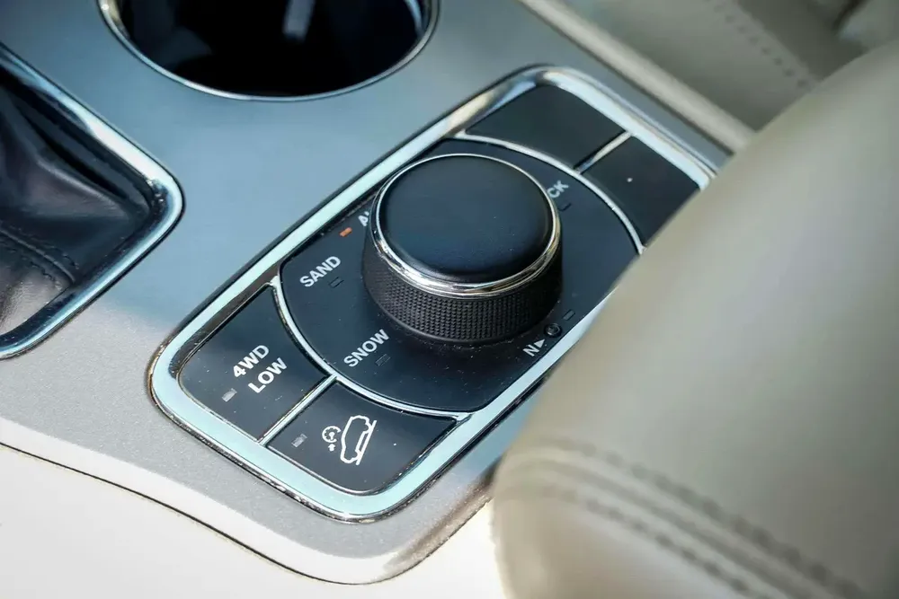 AED 1246/month | 2020 Jeep Grand Cherokee  | GCC Specs | Ref#440060 - Image 15