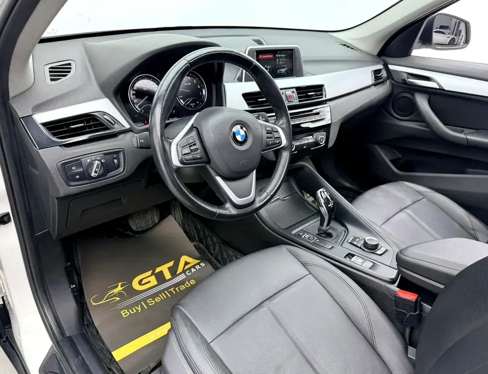 2019 BMW X1 sDrive20i, Warranty, Full BMW Service History, GCC - Image 11